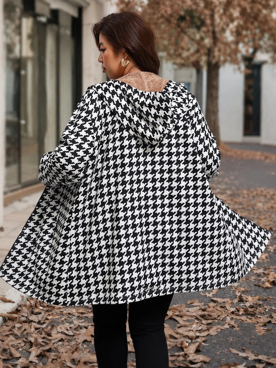 Plus Size Longline Knit Hoodie with Pockets