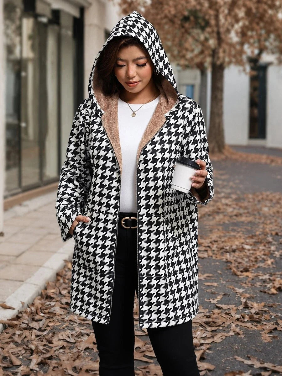 Plus Size Longline Knit Hoodie with Pockets