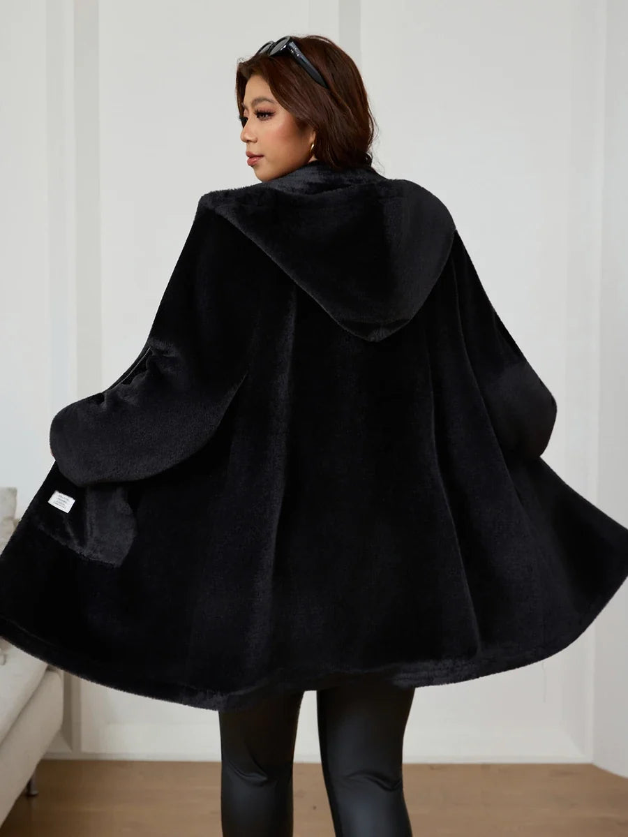 Plus Size Longline Knit Hoodie with Pockets
