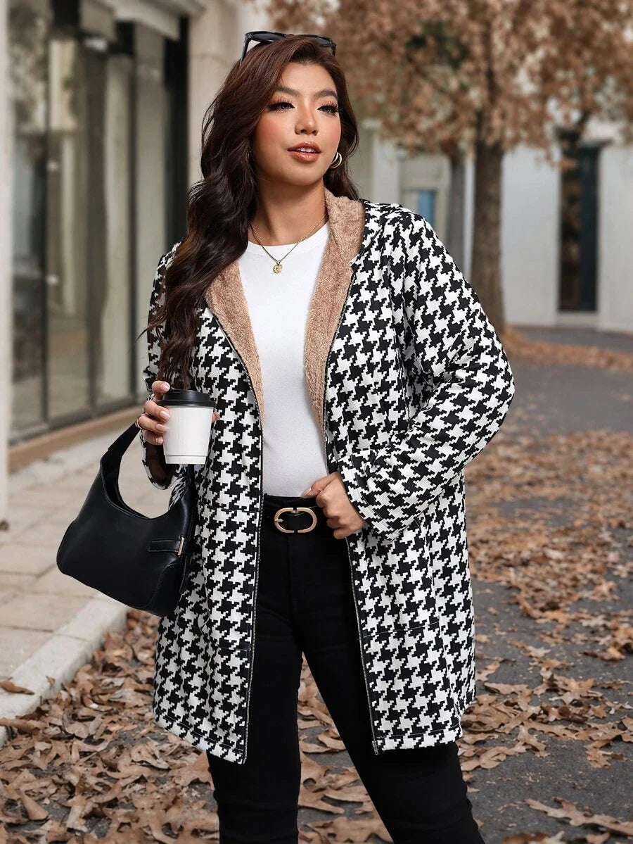Plus Size Longline Knit Hoodie with Pockets