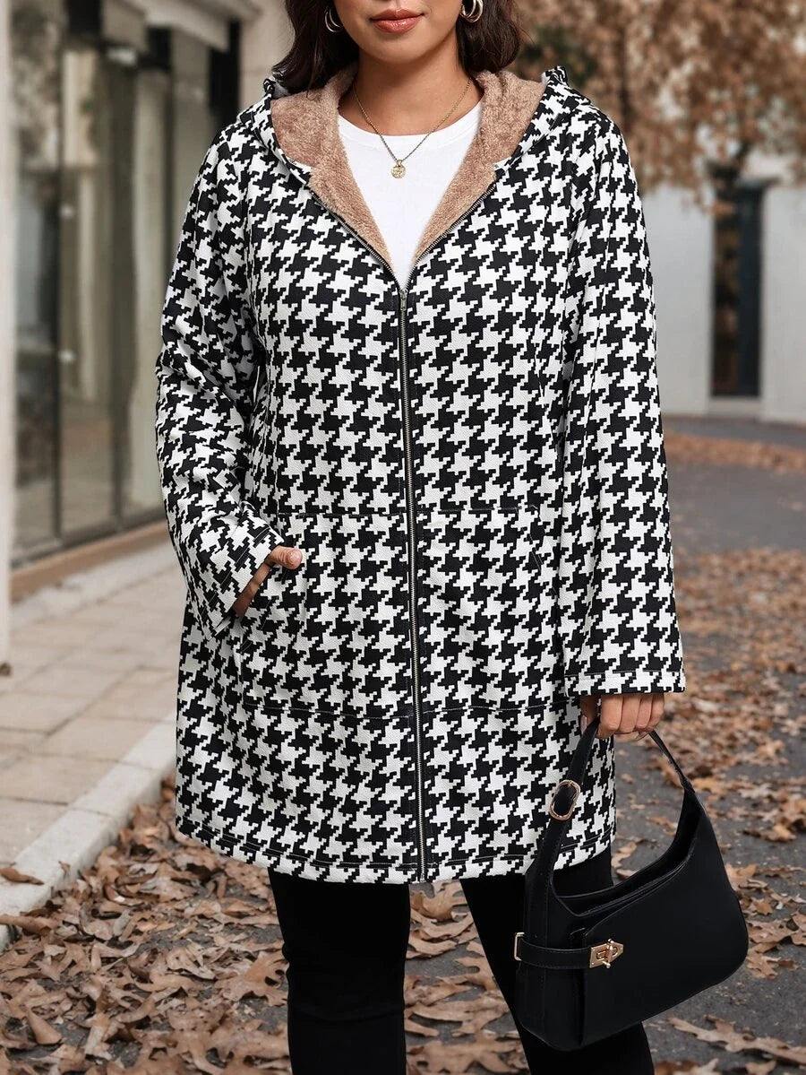Plus Size Longline Knit Hoodie with Pockets