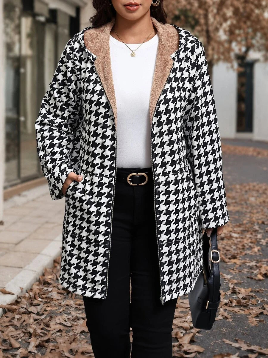 Plus Size Longline Knit Hoodie with Pockets
